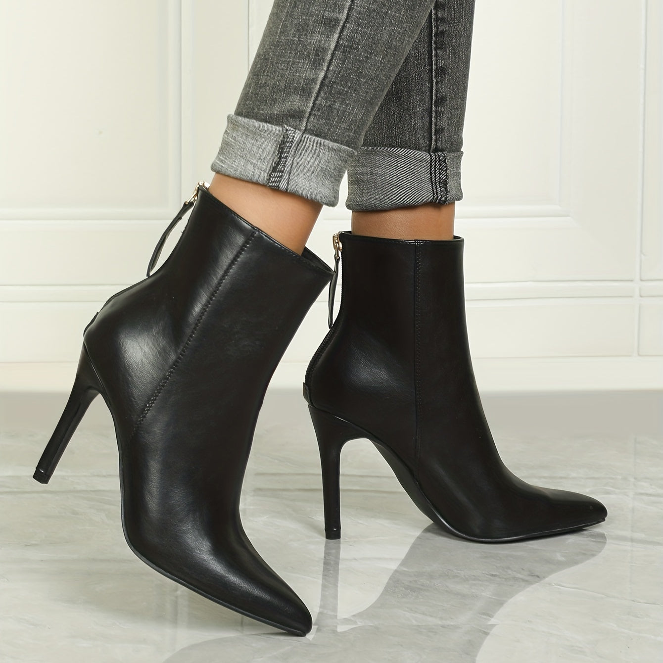 Sculpted Heeled Ankle Boots with Sleek Pointed Toe