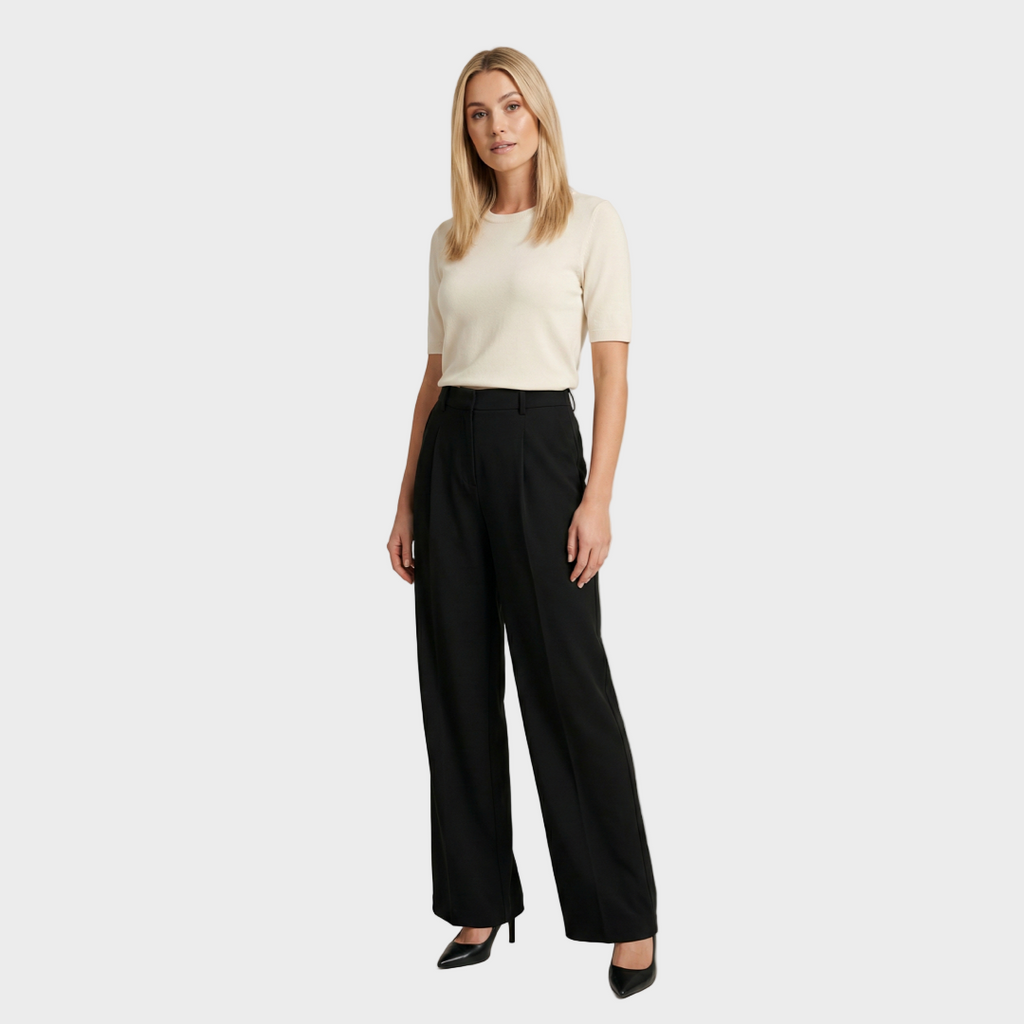 Tailored Wide-Leg Trousers with Refined Pleat Detailing