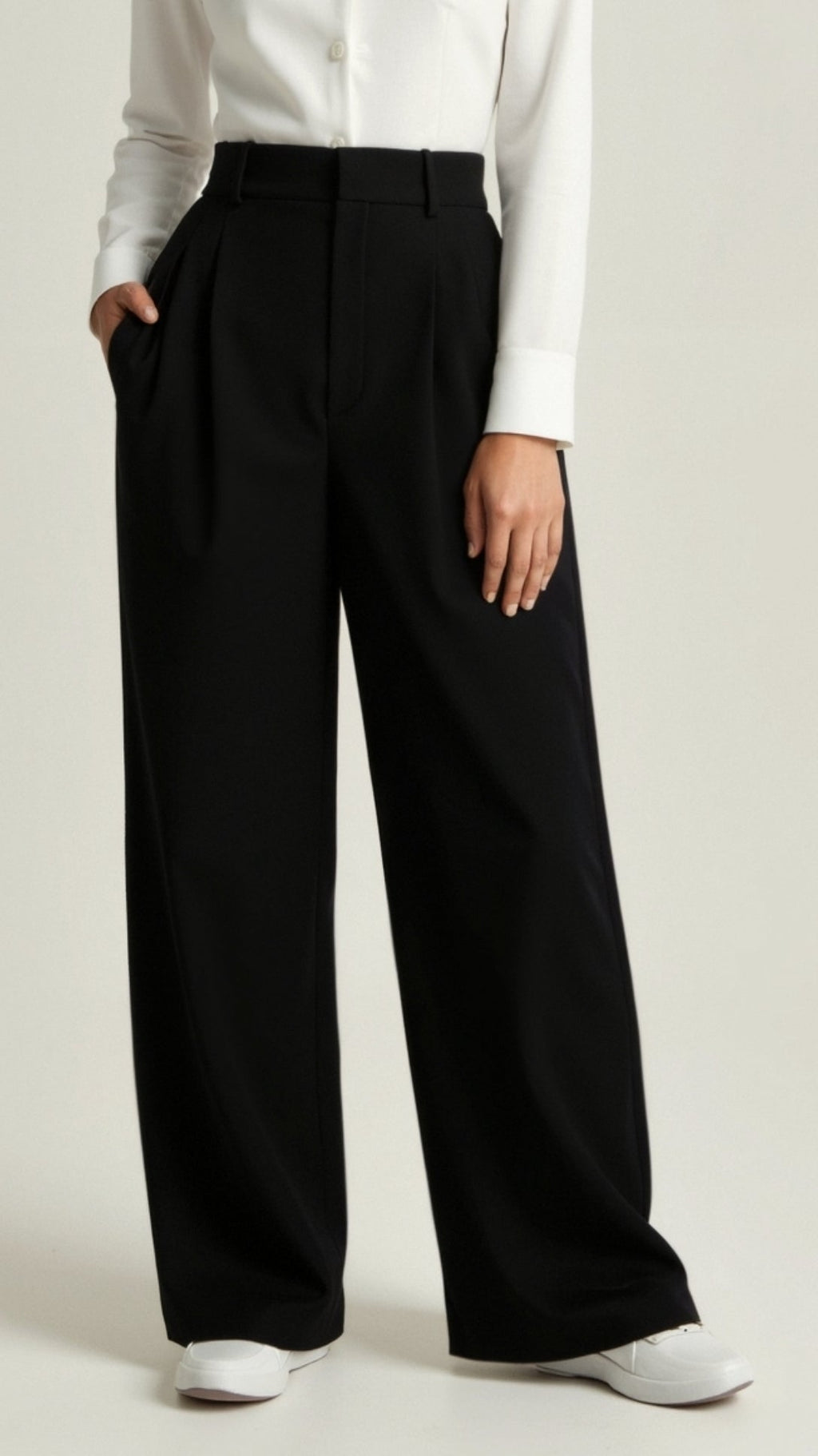 Tailored Wide-Leg Trousers with Refined Structure