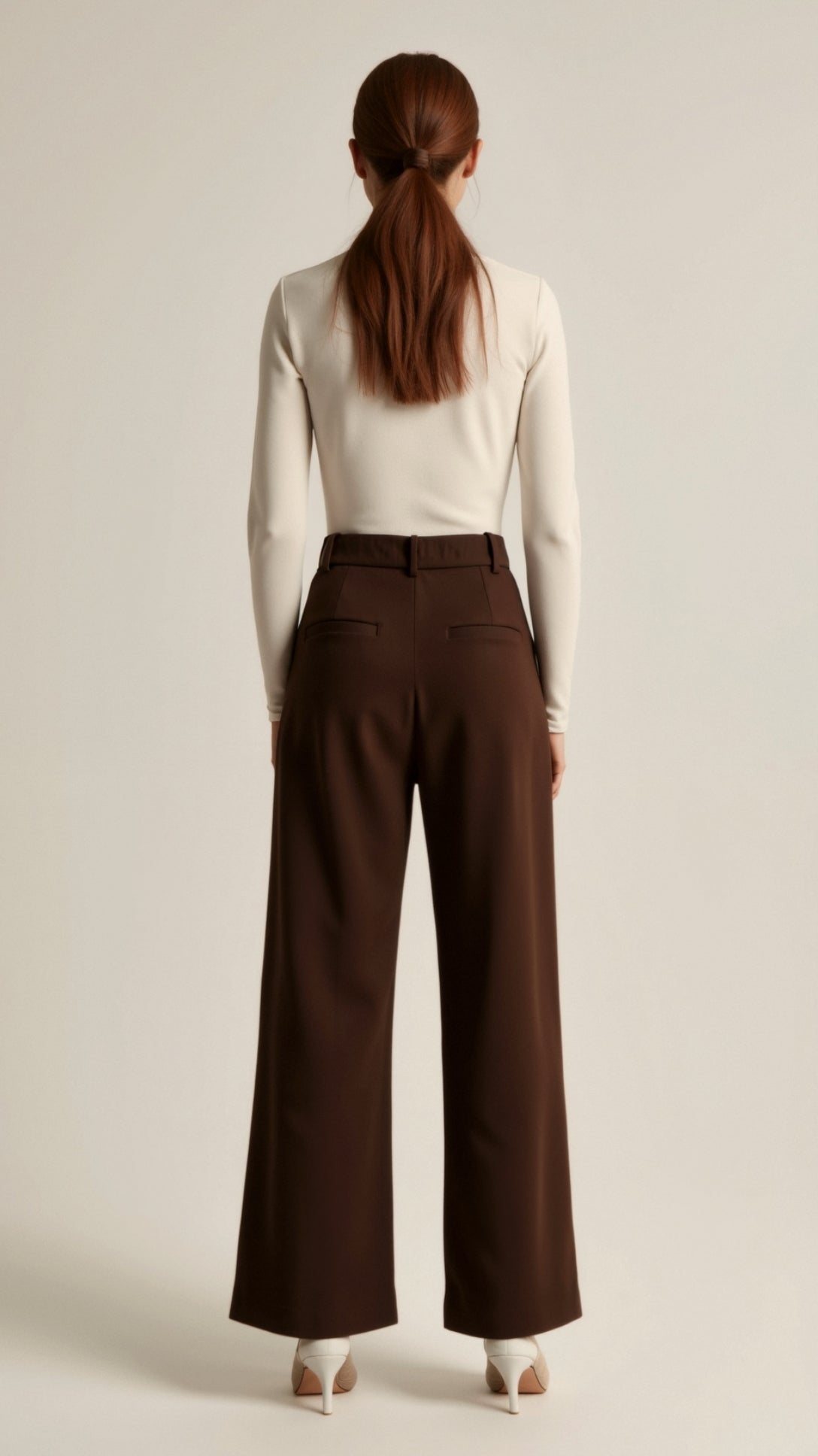 Tailored Wide-Leg Trousers with Refined Structure