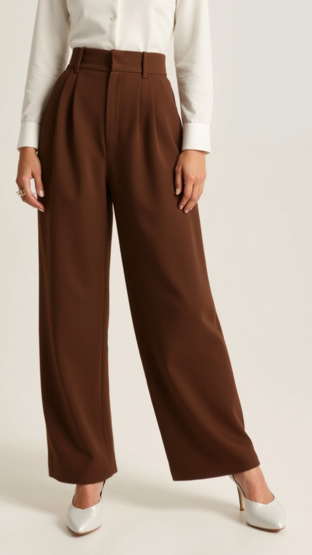 Tailored Wide-Leg Trousers with Refined Structure