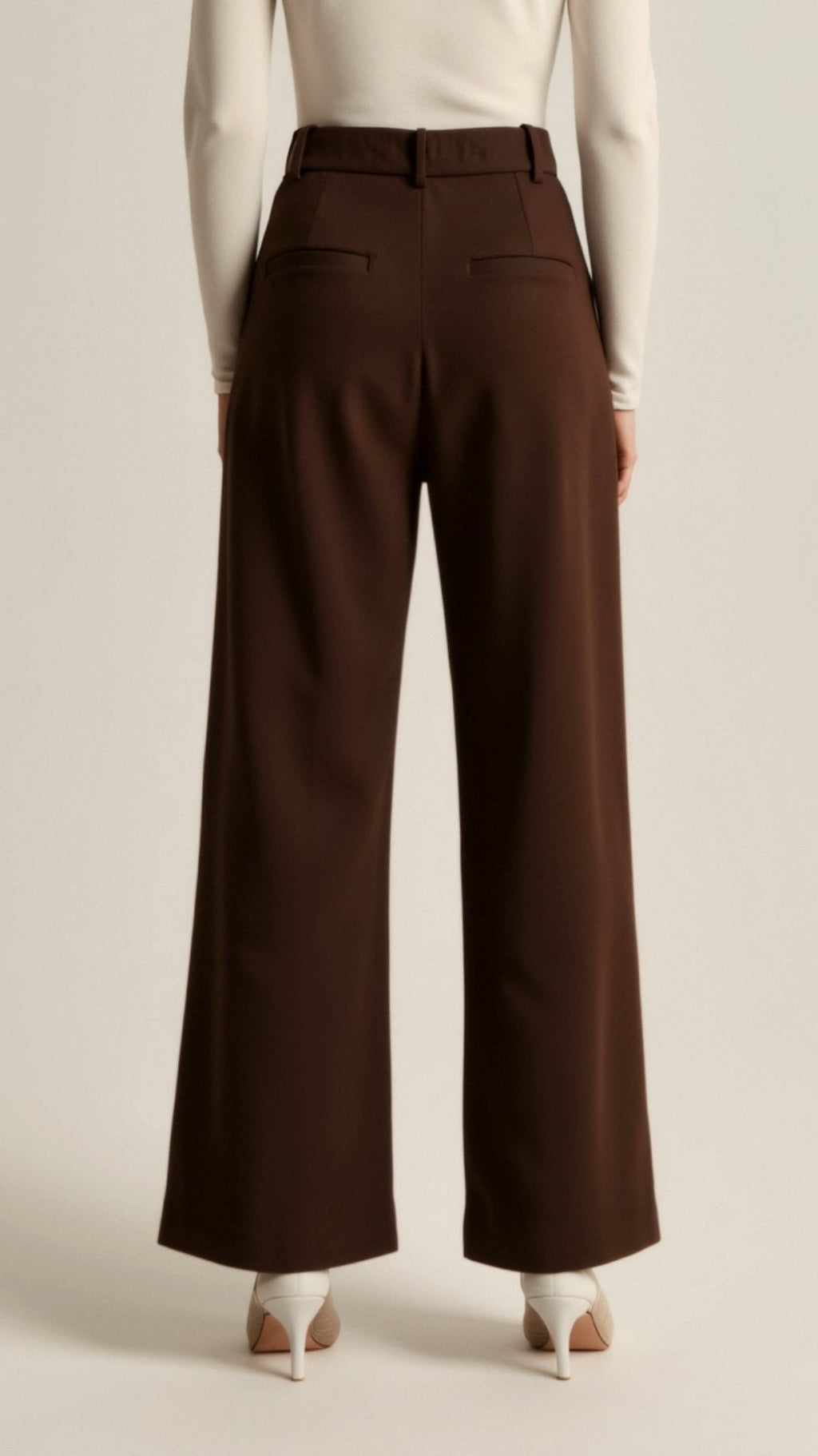 Tailored Wide-Leg Trousers with Refined Structure