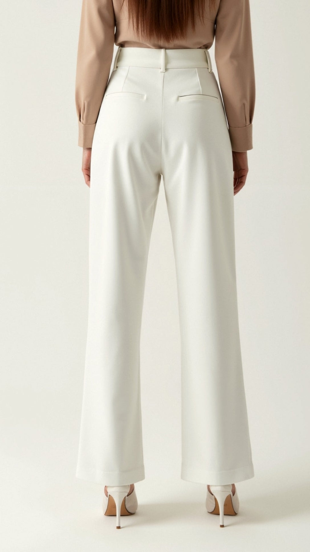 Tailored Wide-Leg Trousers with Refined Structure
