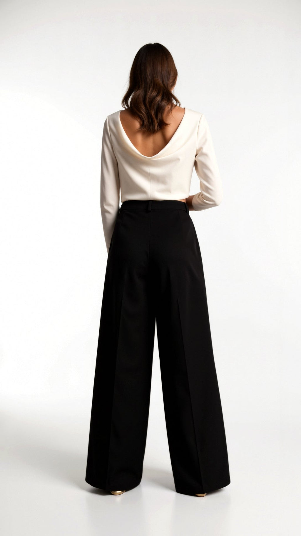 Tailored Wide-Leg Trousers with Refined Draping