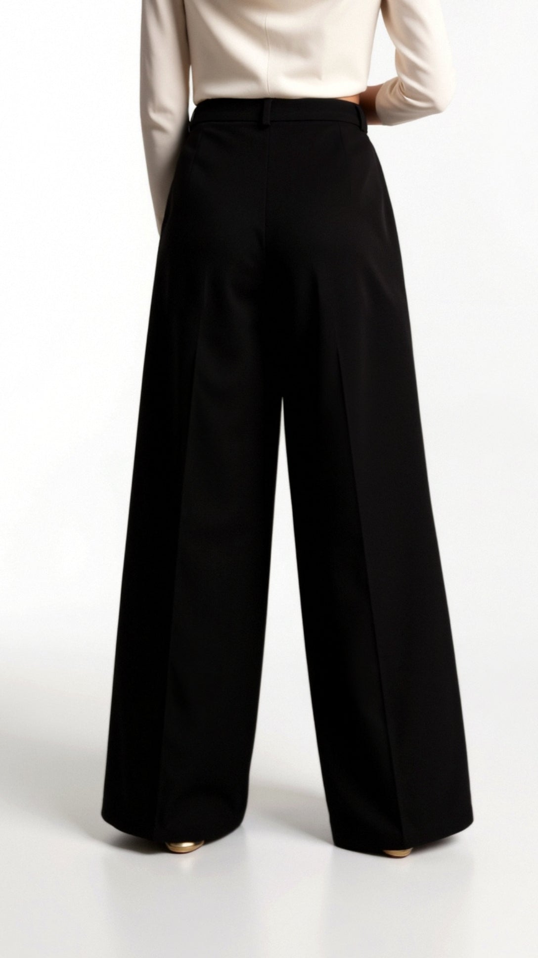 Tailored Wide-Leg Trousers with Refined Draping